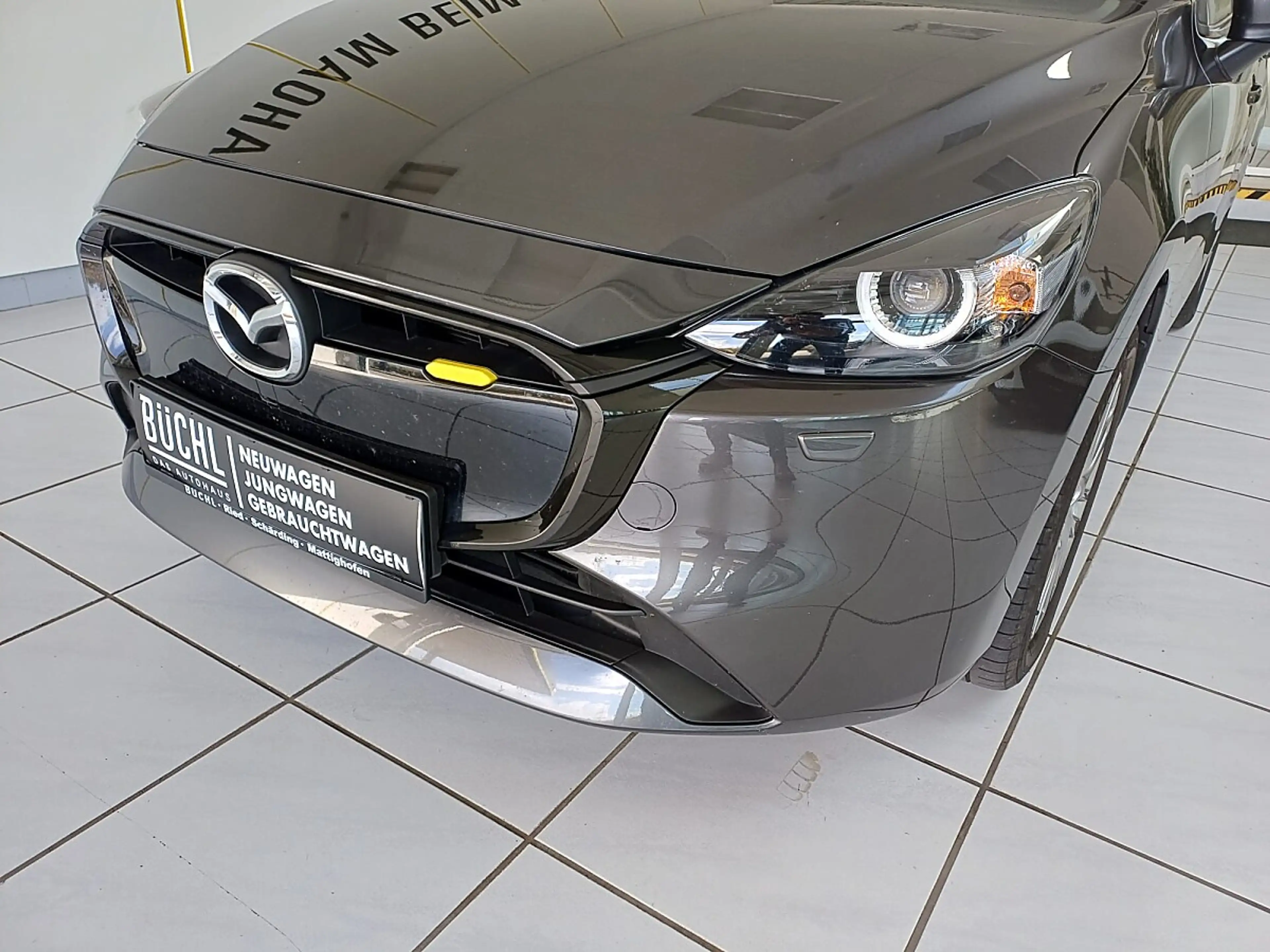 Mazda 2 Mazda2 e-Skyactiv G90 Exclusive Line — photo 3