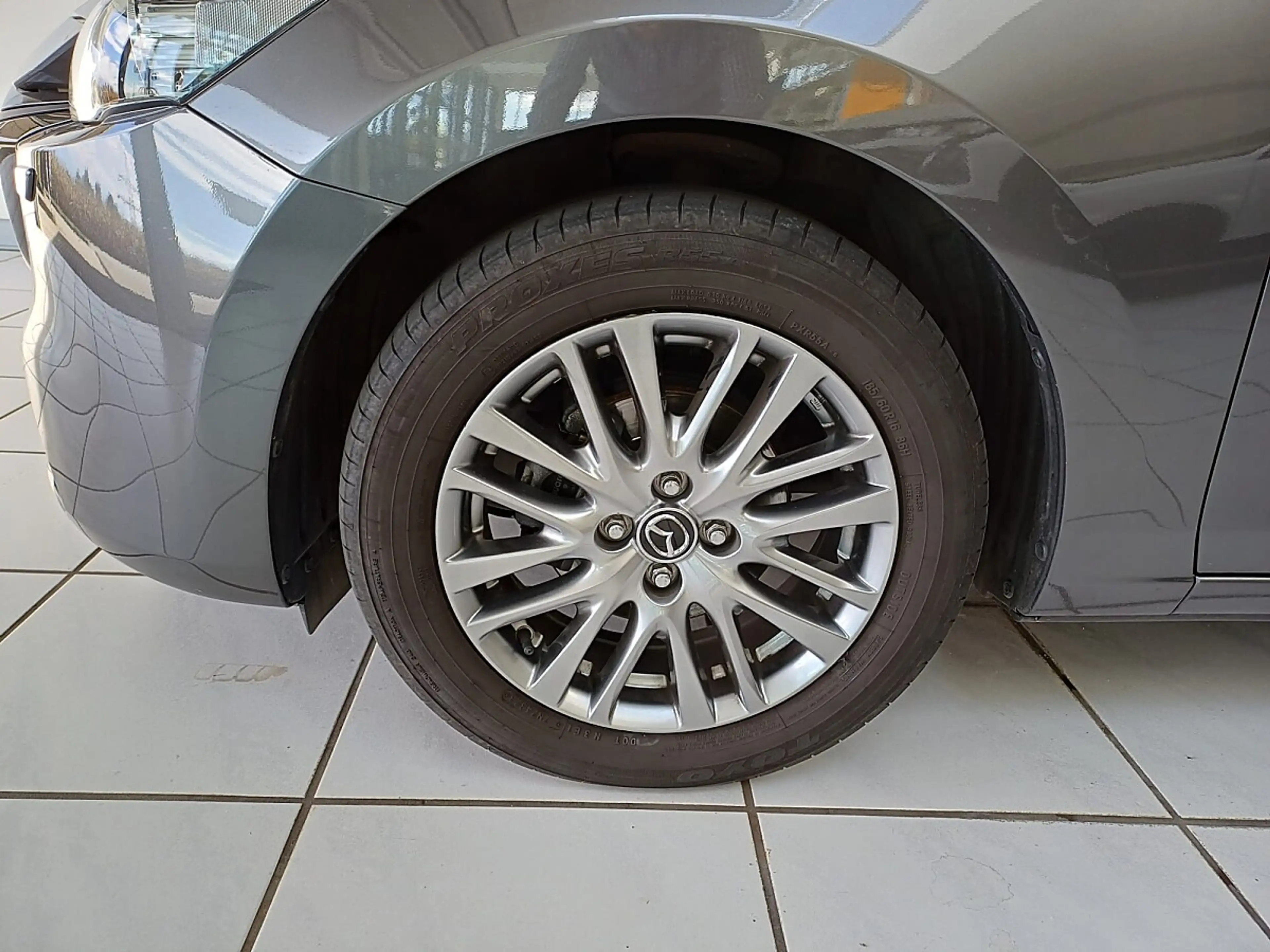 Mazda 2 Mazda2 e-Skyactiv G90 Exclusive Line — photo 4