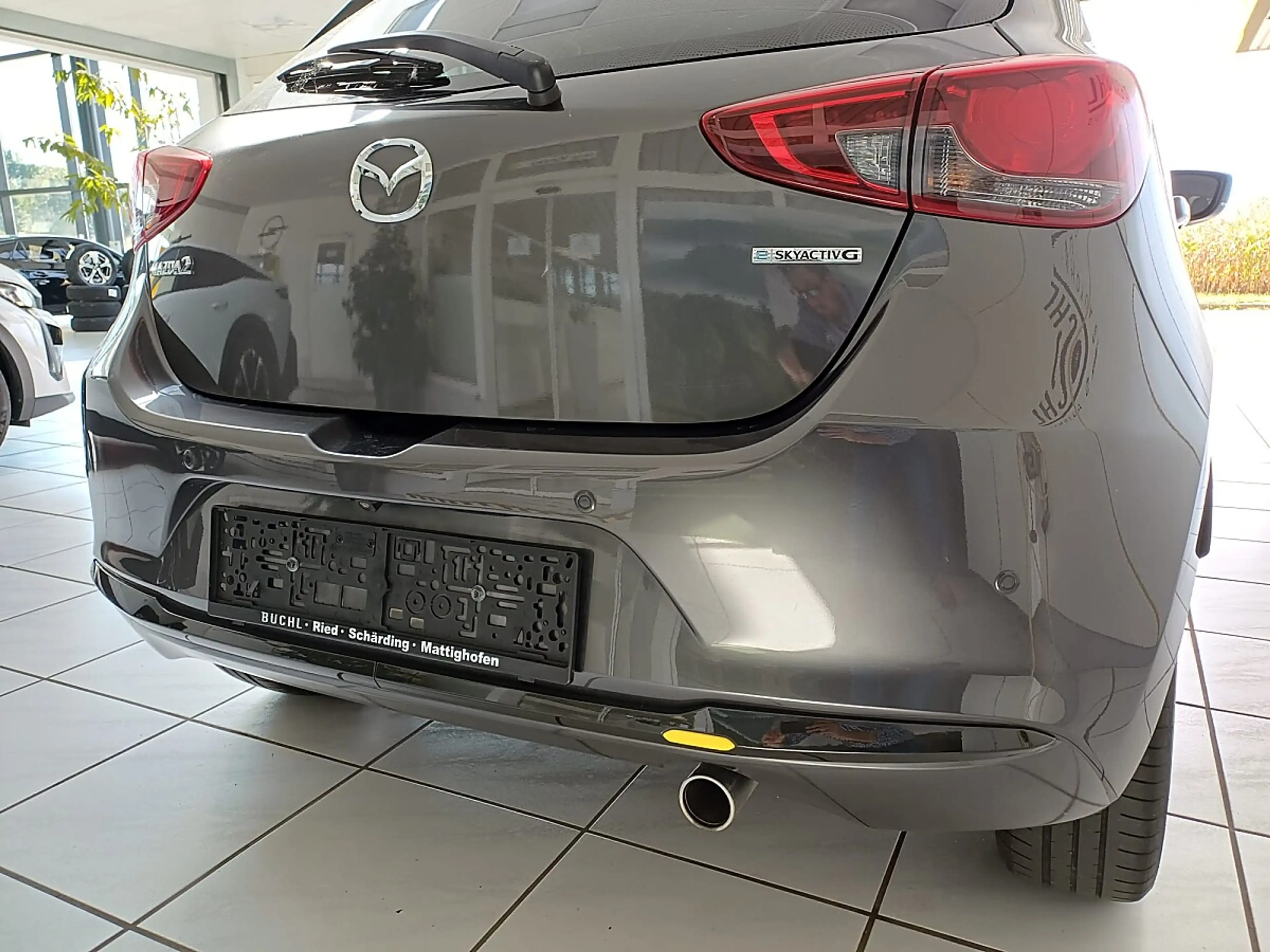 Mazda 2 Mazda2 e-Skyactiv G90 Exclusive Line — photo 8