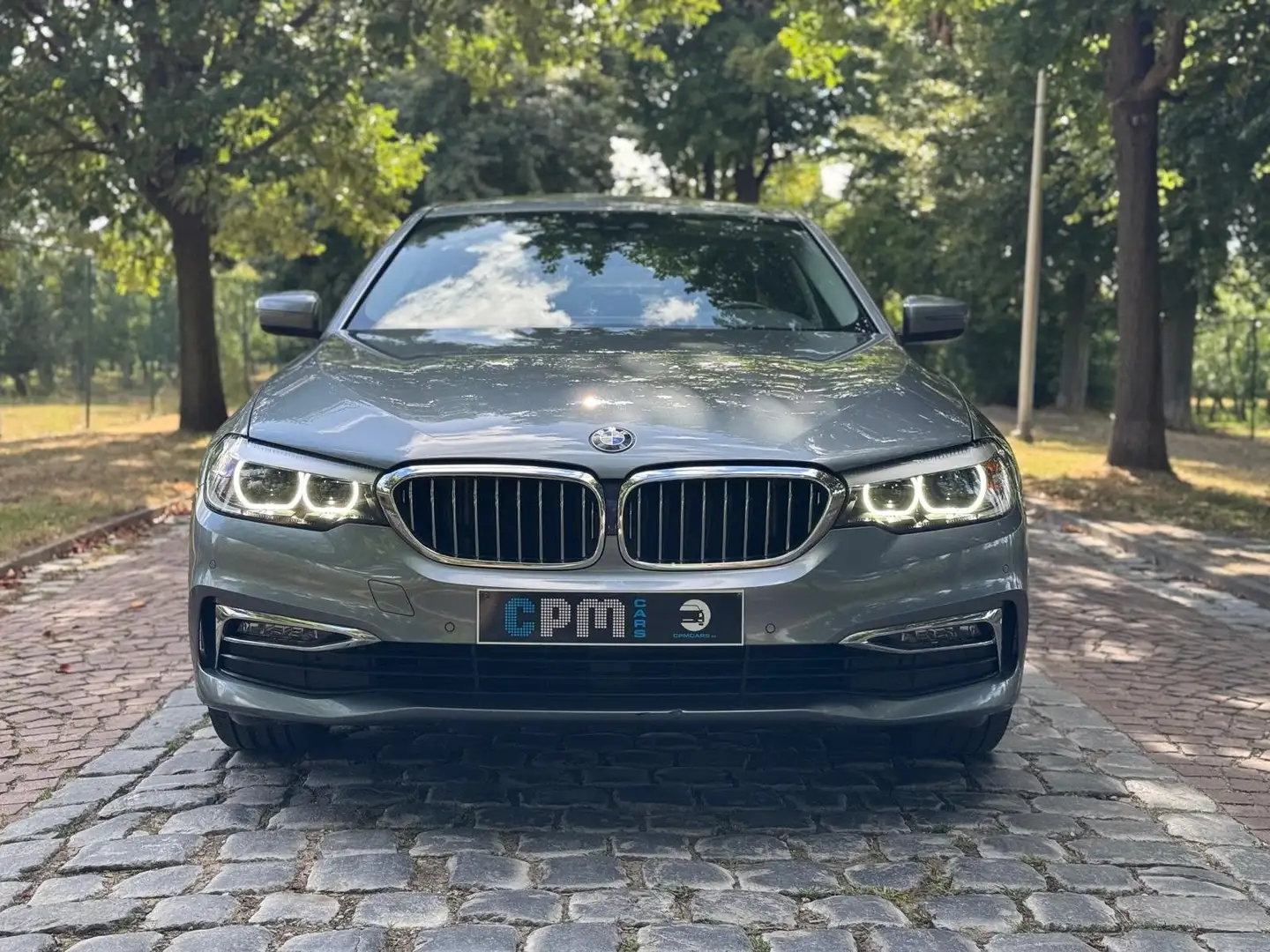 BMW 518 d * BTW / TVA  * FULL HISTORIEK * CAMERA * NAV Zilver - 2