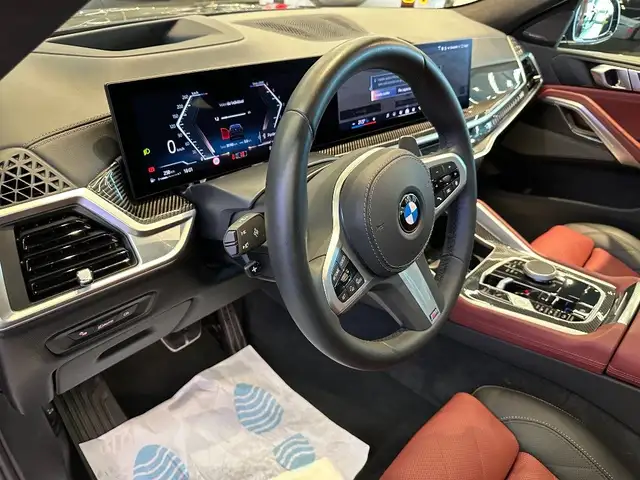 BMW X6 view 6