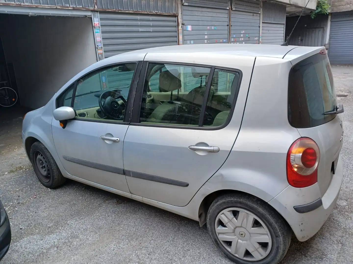 Renault Modus 1.2 16v Saint Tropez - 1