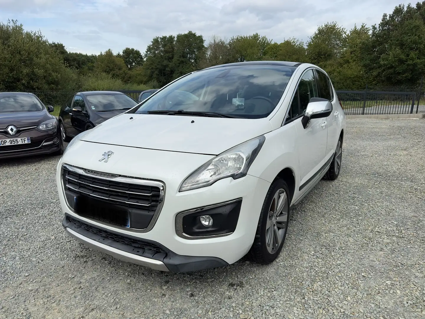Peugeot 3008 1.6 BlueHDi 120ch S Blanc - 1