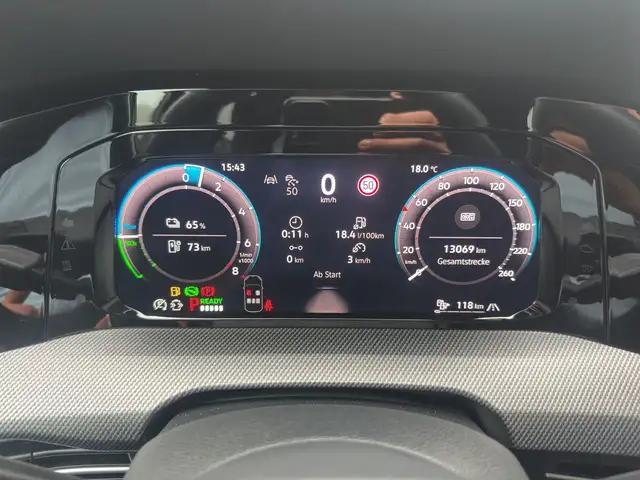 Volkswagen Golf view 10