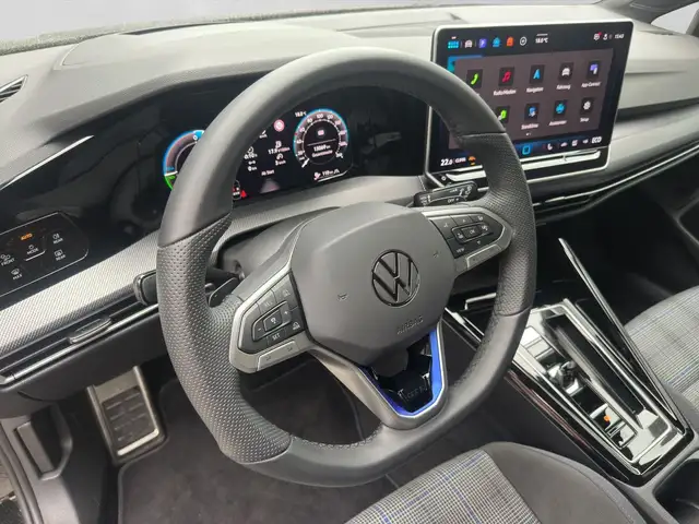 Volkswagen Golf view 9