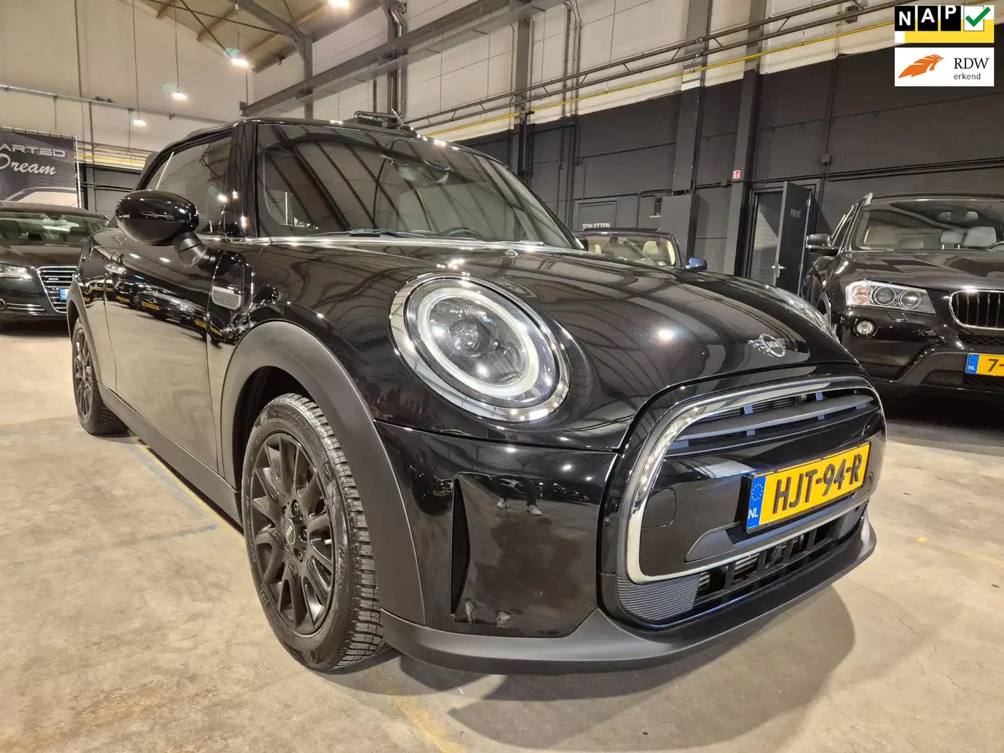 MINI One Cabrio Mini 1.5 Business Edition - CarPlay - Airco - Crui Negru - 1