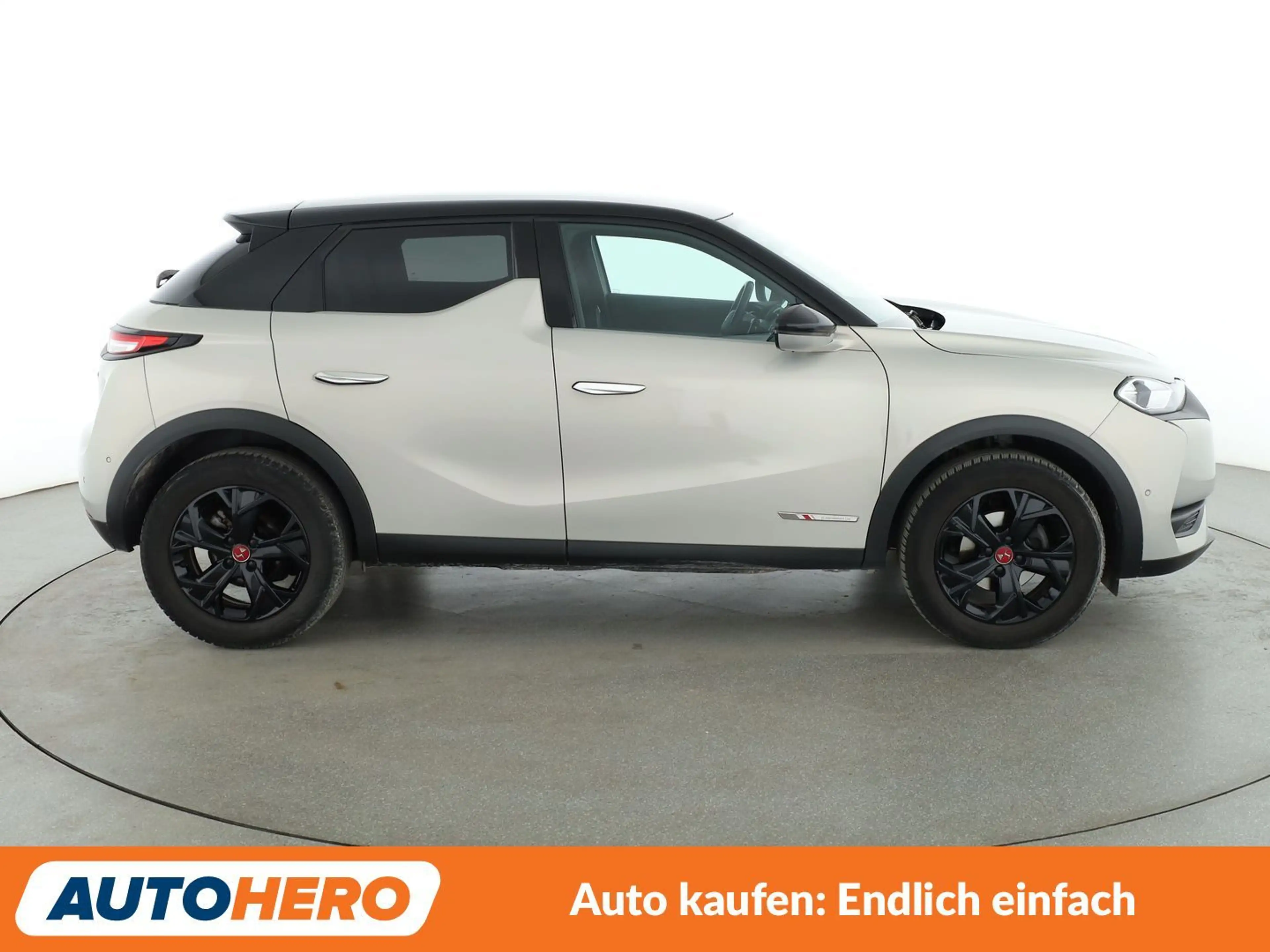 DS Automobiles DS 3 Crossback 1.2 PureTech Performance Line Aut.*NAVI*HEAD-UP* — photo 7