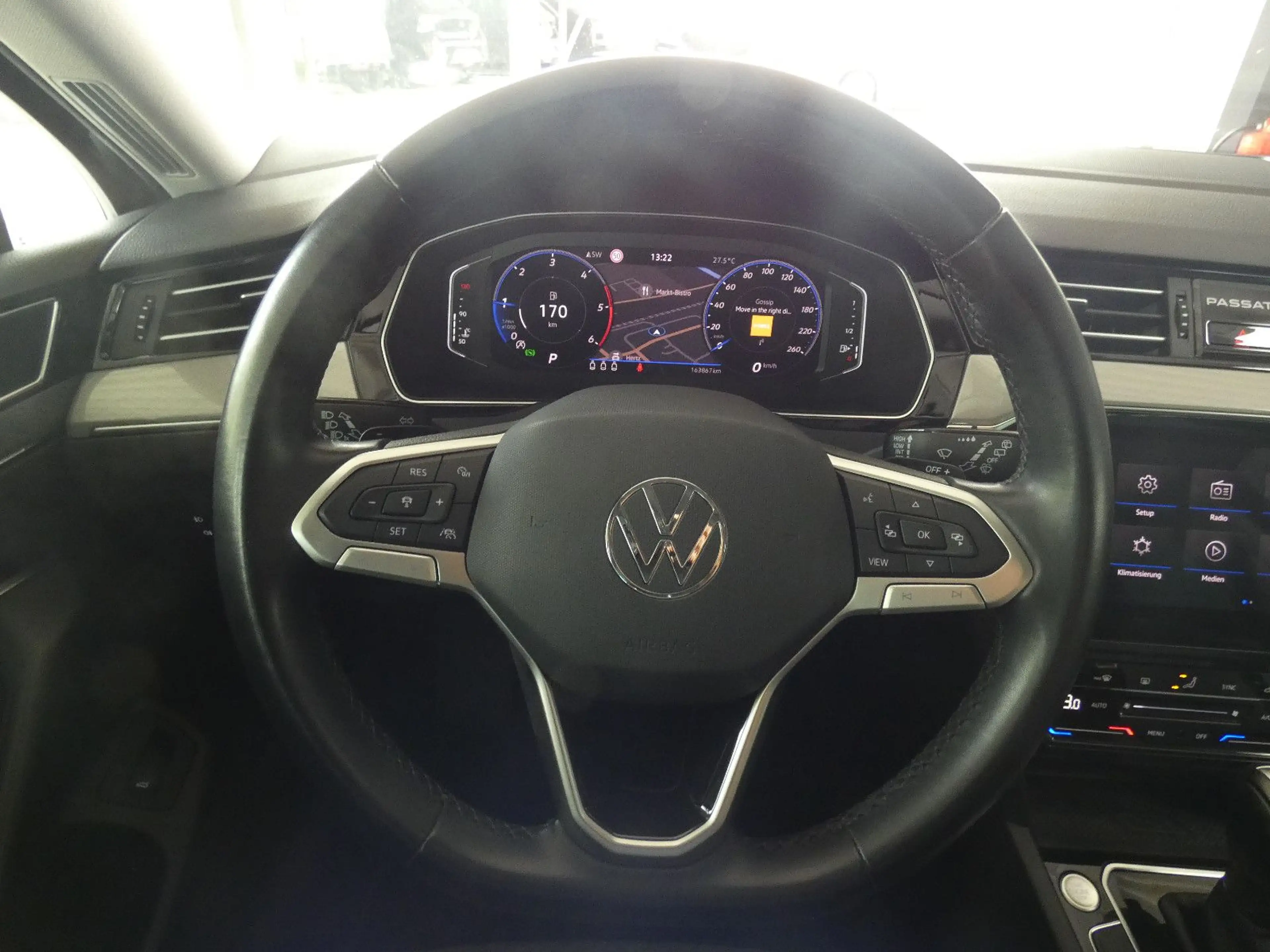 Volkswagen Passat Variant Business — photo 18