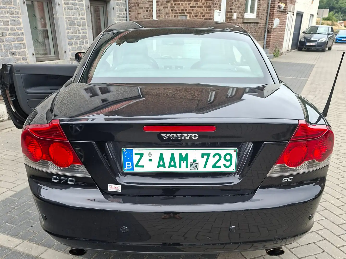 Volvo C70 Cabrio 2.4 Turbo - D5 Midsummer Geartronic Zwart - 2