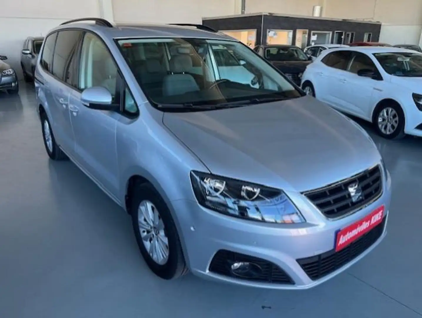 SEAT Alhambra Monovolumen 110cv Automático de 5 Puertas - 2