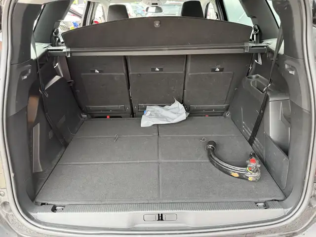 Peugeot 5008 view 15