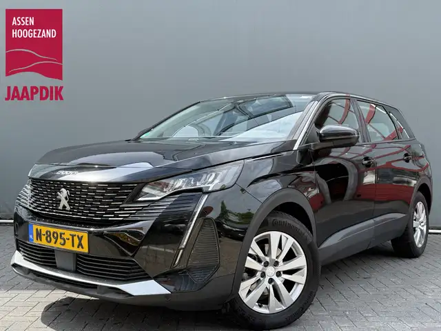 2022 Peugeot 5008 in Black for sale