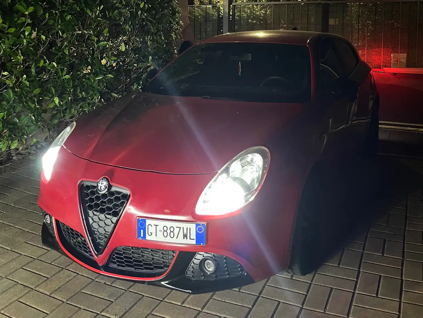 Alfa Romeo Giulietta Giulietta 2.0 jtdm(2) Distinctive 140cv Rosso - 1