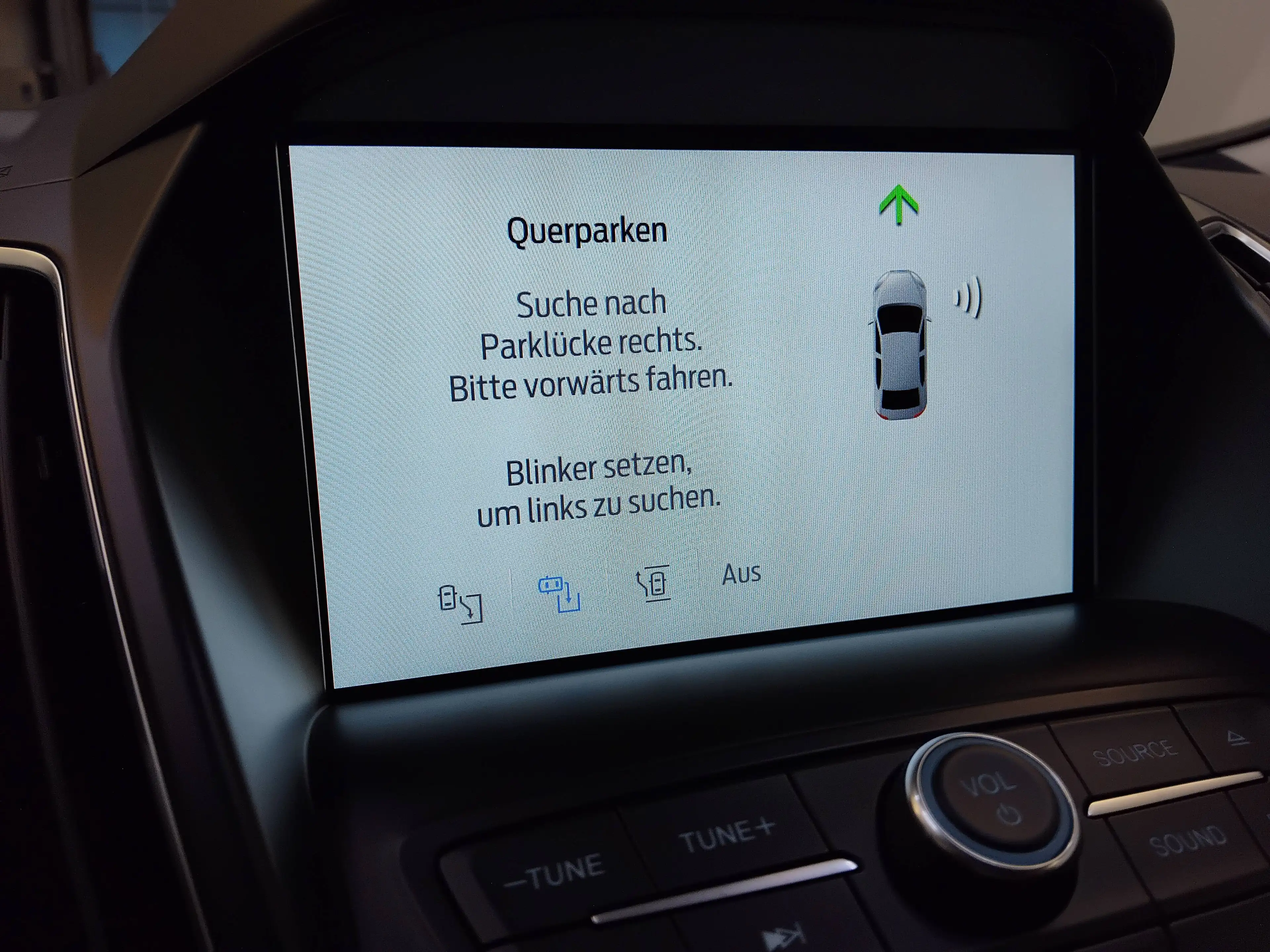 Ford C-Max 1.5 EcoBoost Titanium — photo 15