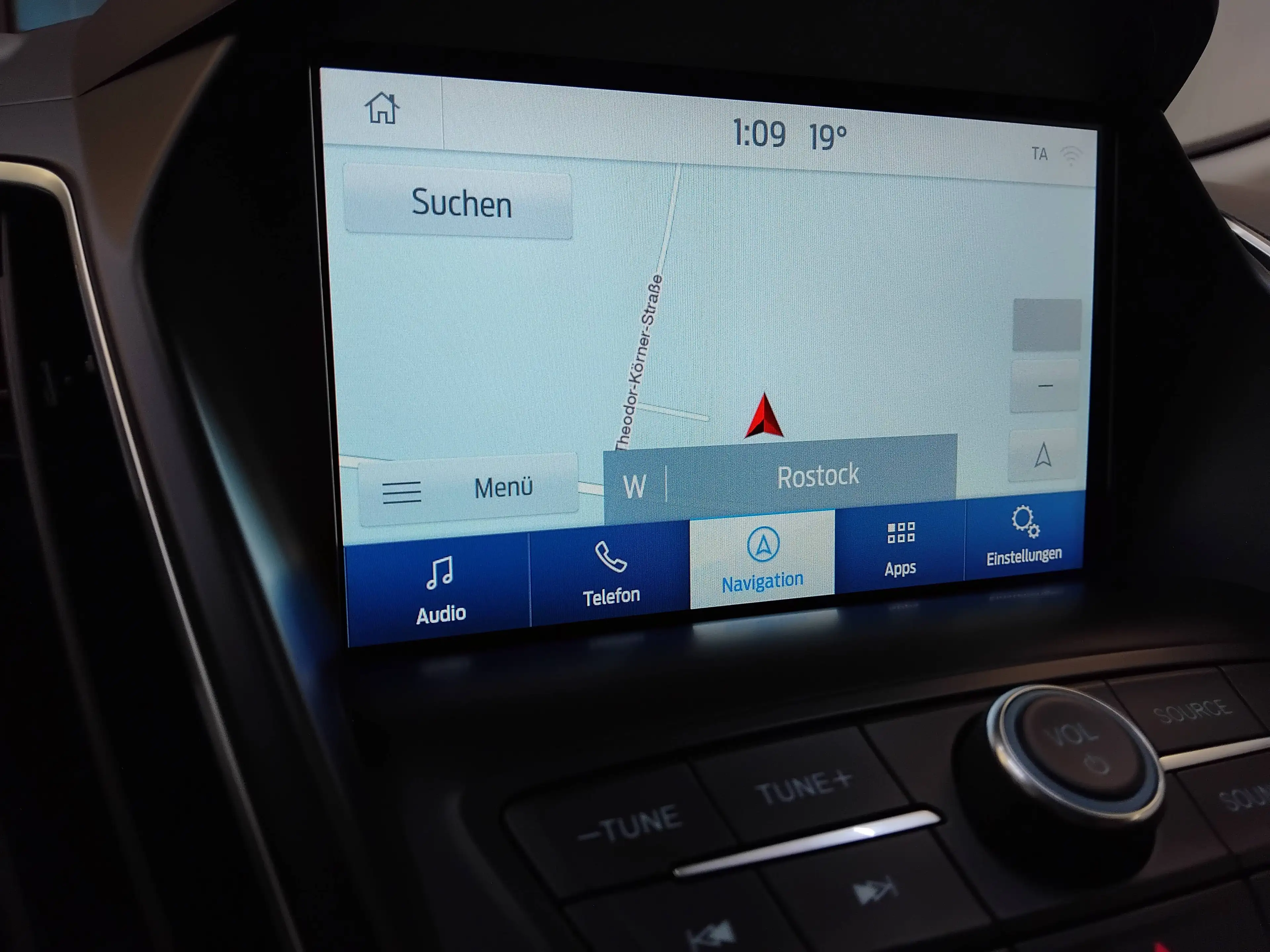 Ford C-Max 1.5 EcoBoost Titanium — photo 13