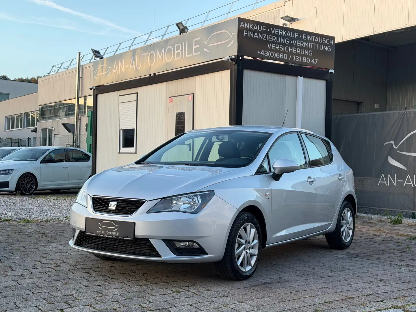 SEAT Ibiza 1,6 TDI Style Finanzierung möglich Grau - 1