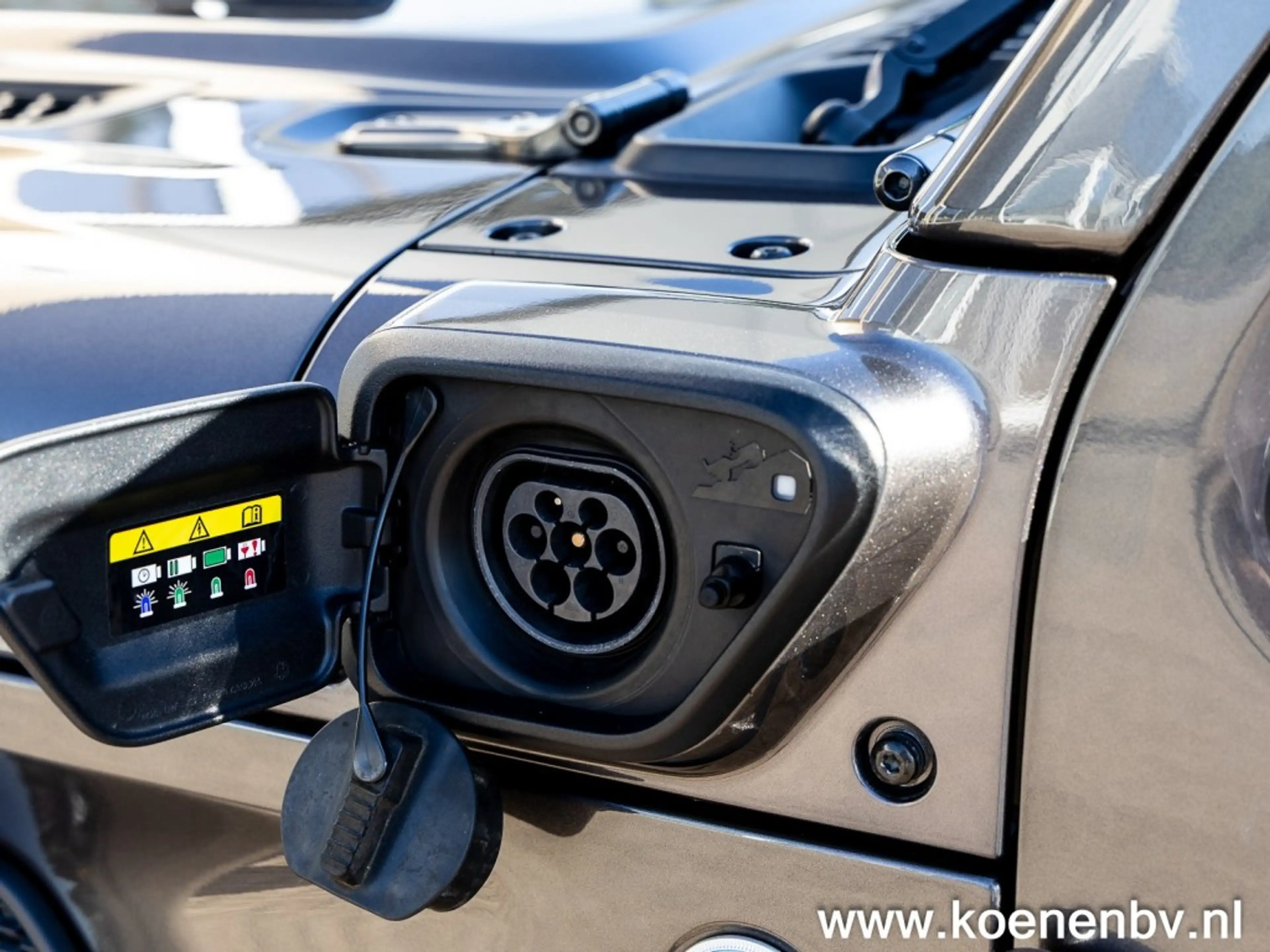 Jeep Wrangler 4xE 380 4wd Autom. Sahara CLIMA / LEER / ADAPT. C — photo 14