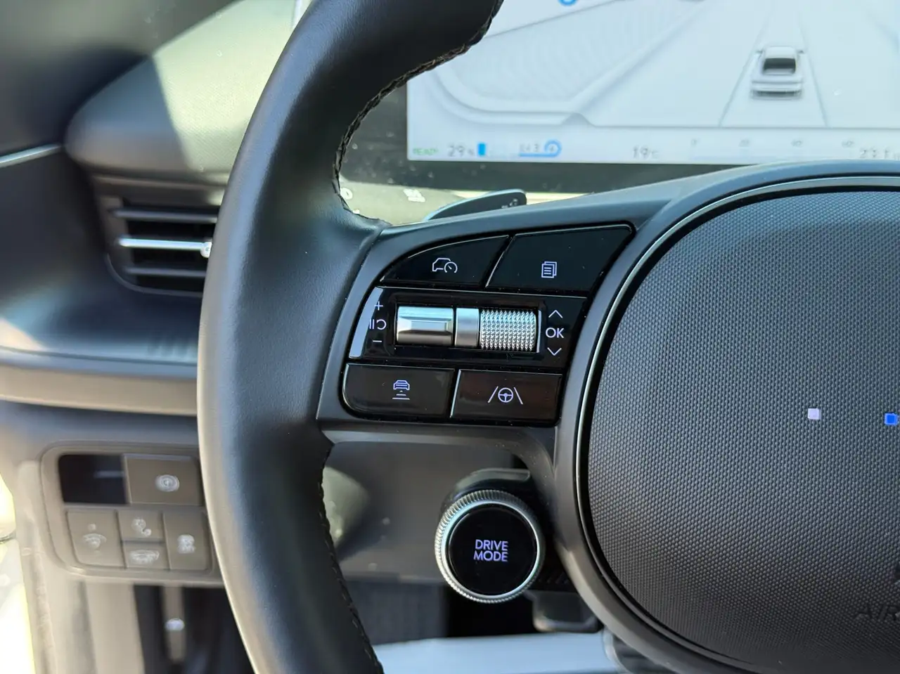 Hyundai IONIQ 6 снимка Hyundai IONIQ 6
