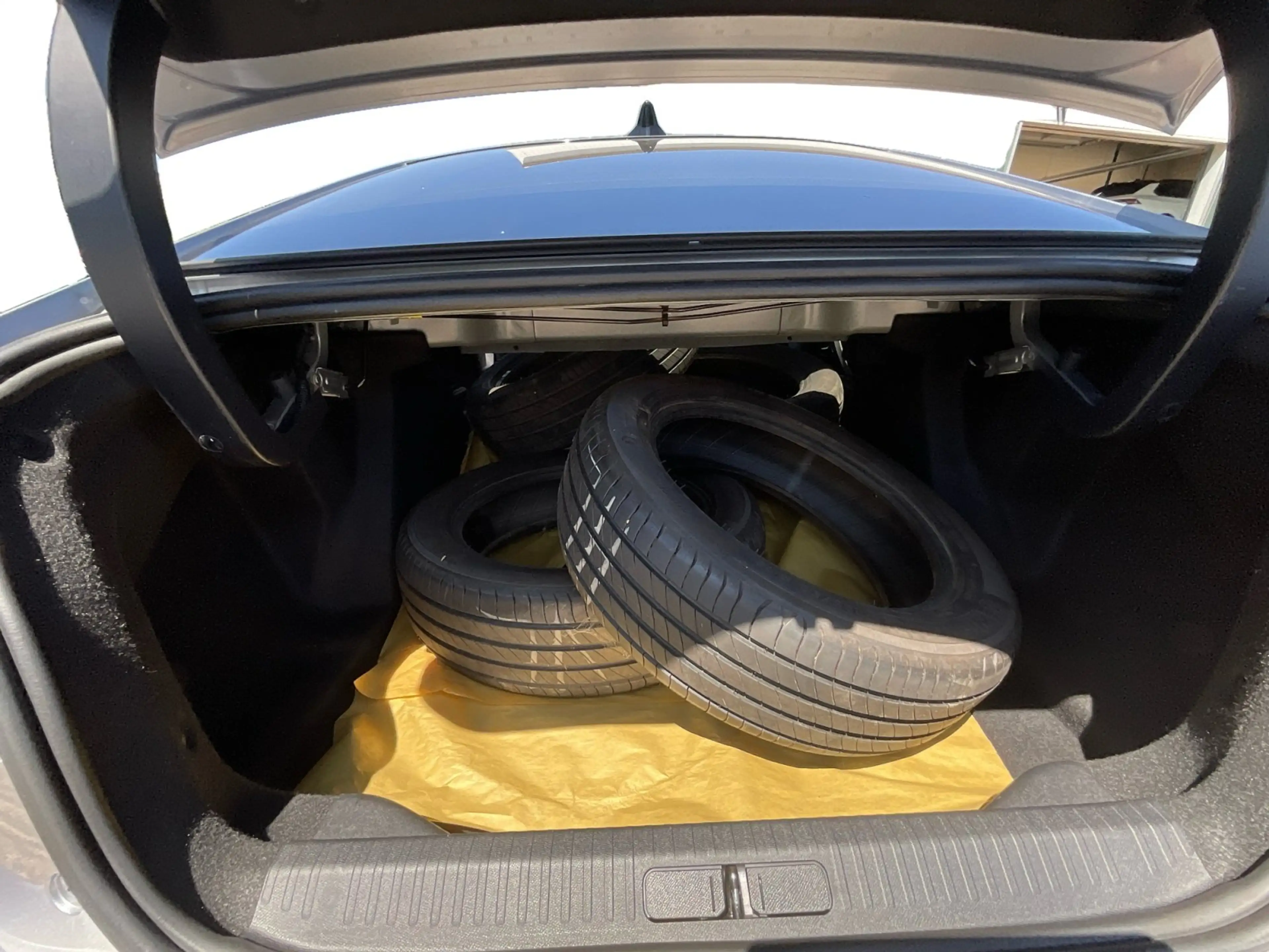 Citroen C4 X 1.2 PureTech 130EAT8 Automa Vollausstattung — photo 15