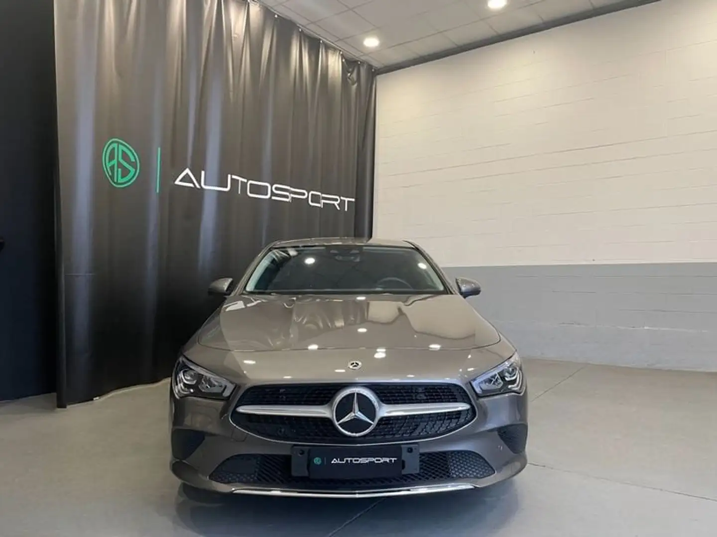 Mercedes-Benz CLA 180 CLA 180 Automatic Sport Grigio - 2