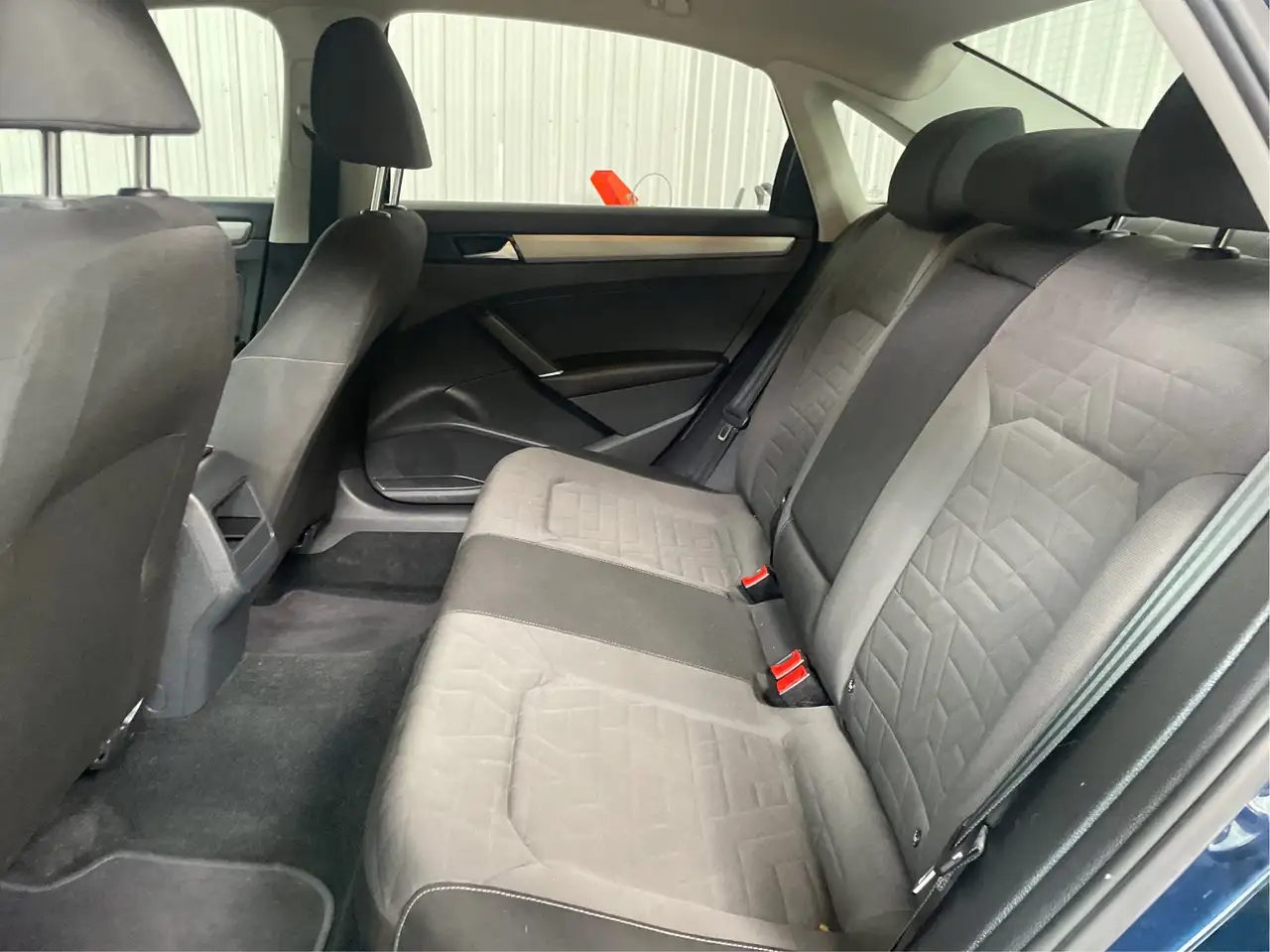 Volkswagen Passat снимка Volkswagen Passat
