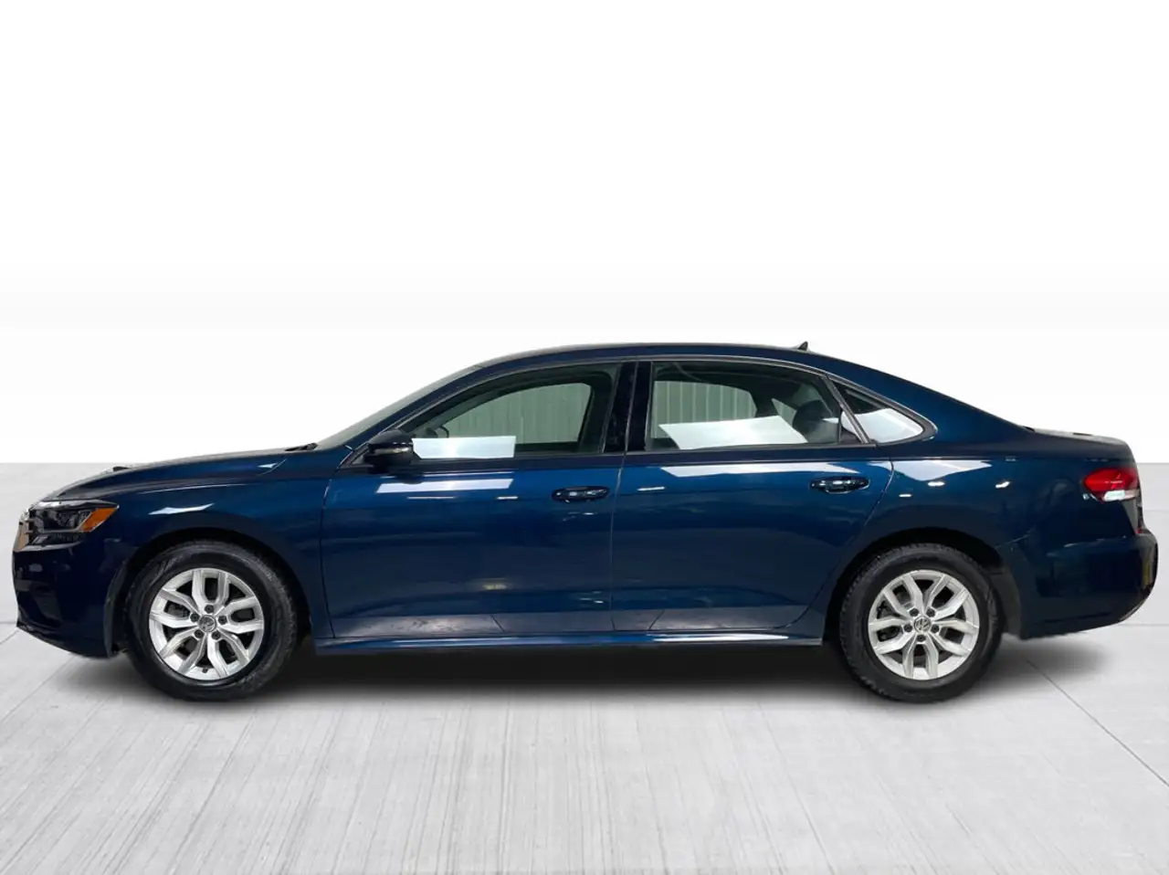 Volkswagen Passat снимка Volkswagen Passat