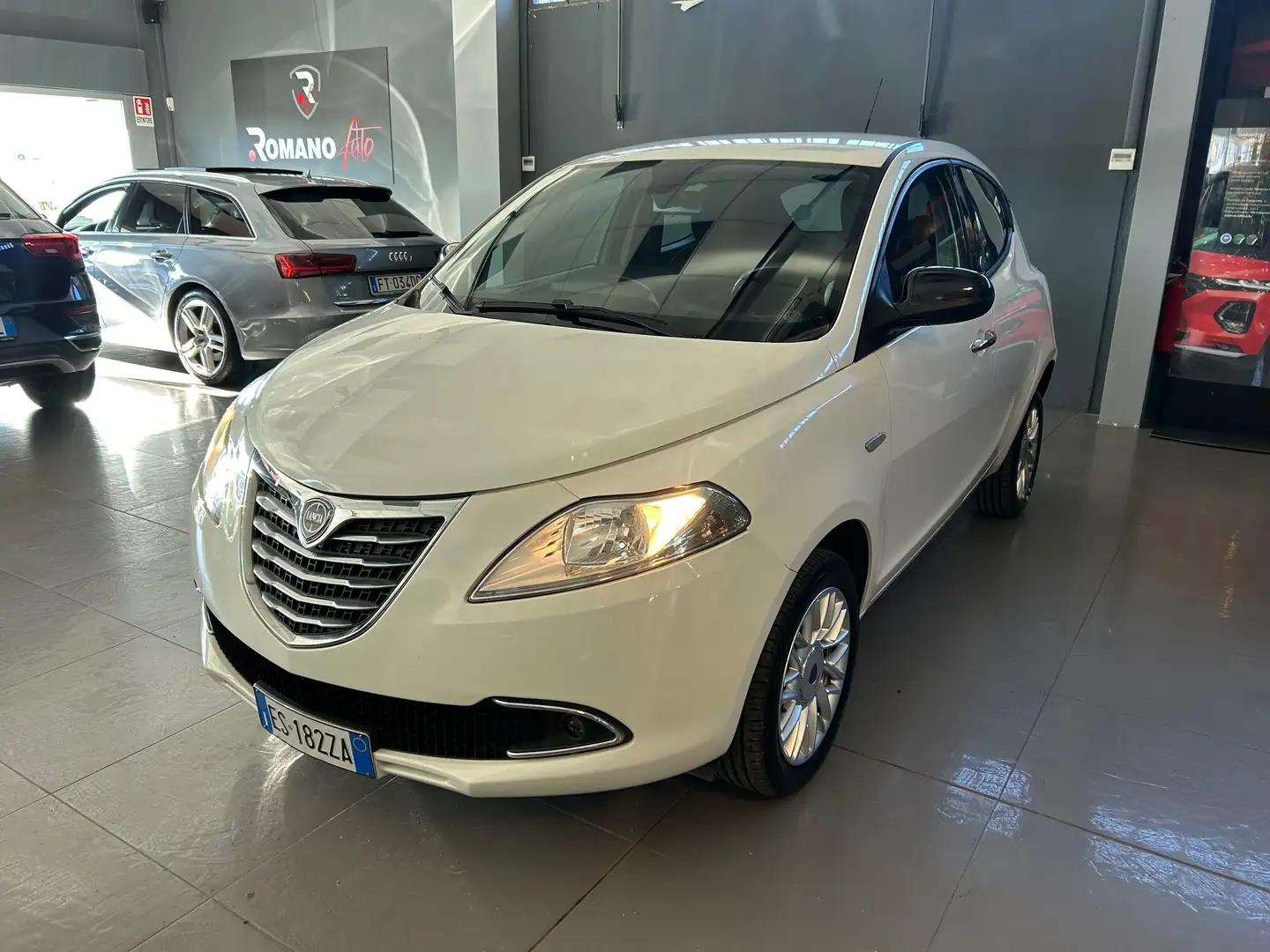 Lancia Ypsilon Ypsilon III 2011 0.9 t.air Elefantino Nero - 2