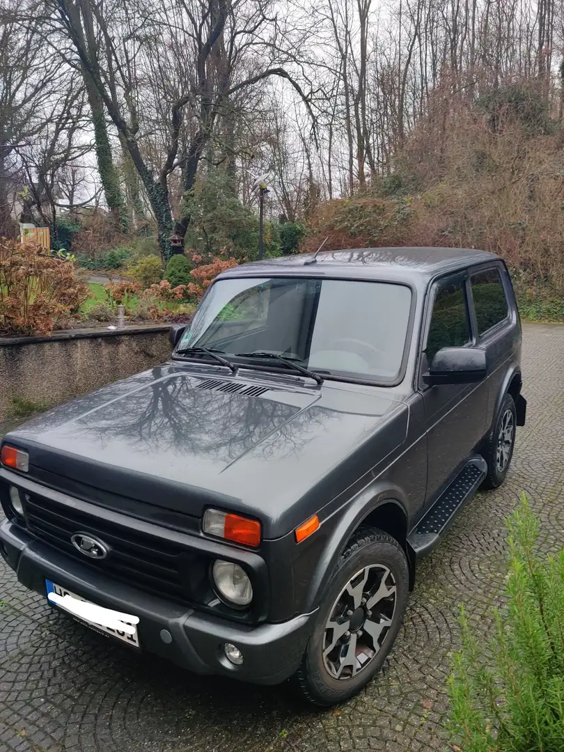 Lada 4x4 - 1