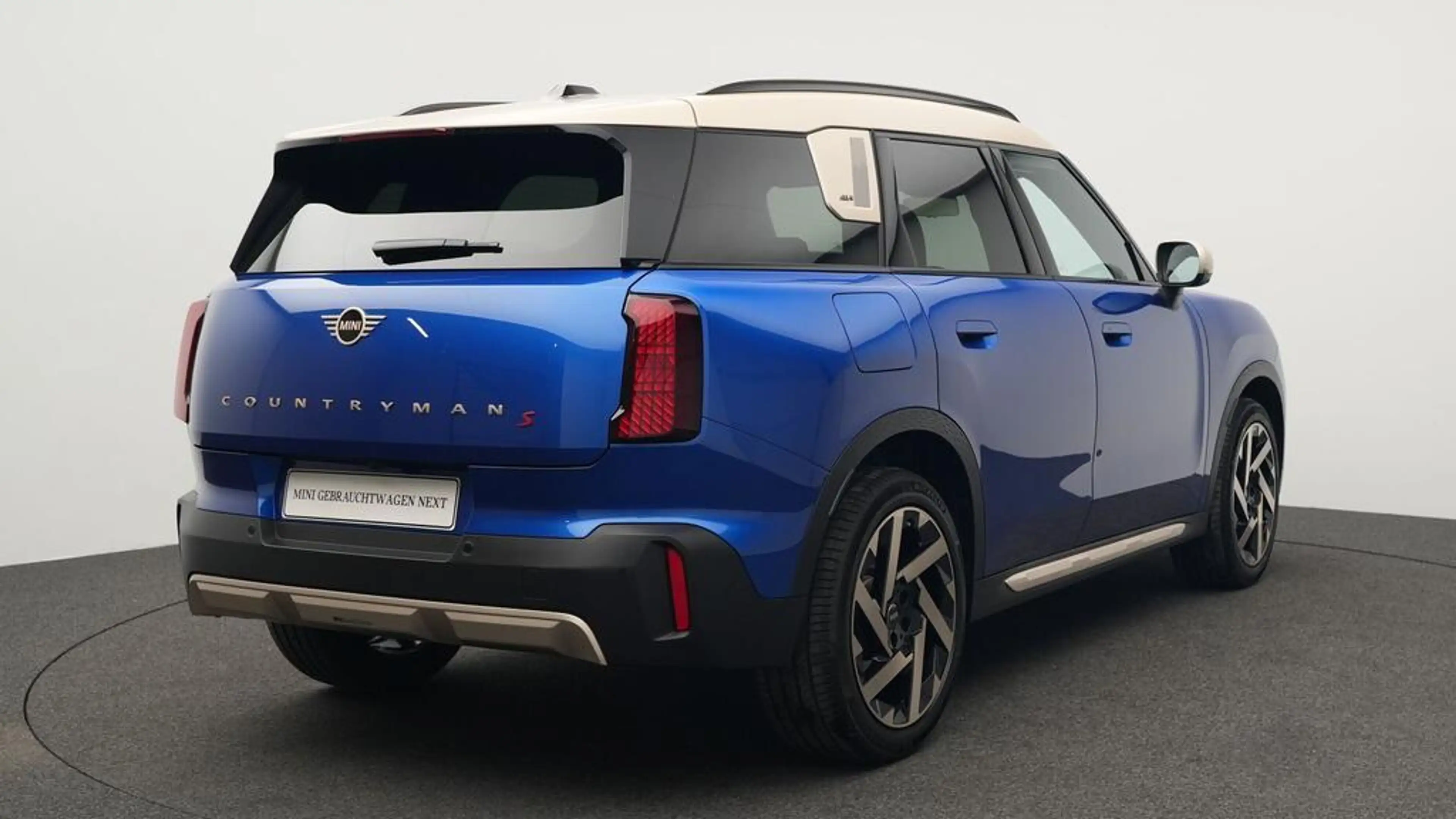 MINI Countryman S All4 Favoured Trim — photo 6