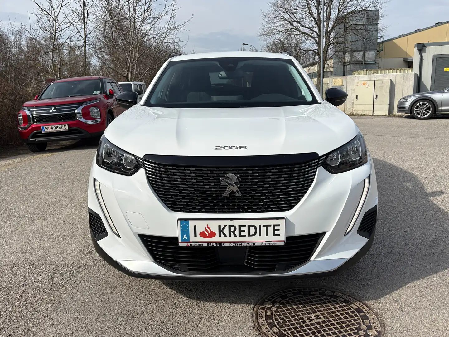 Peugeot 2008 PureTech 100 S&S Allure Weiß - 2
