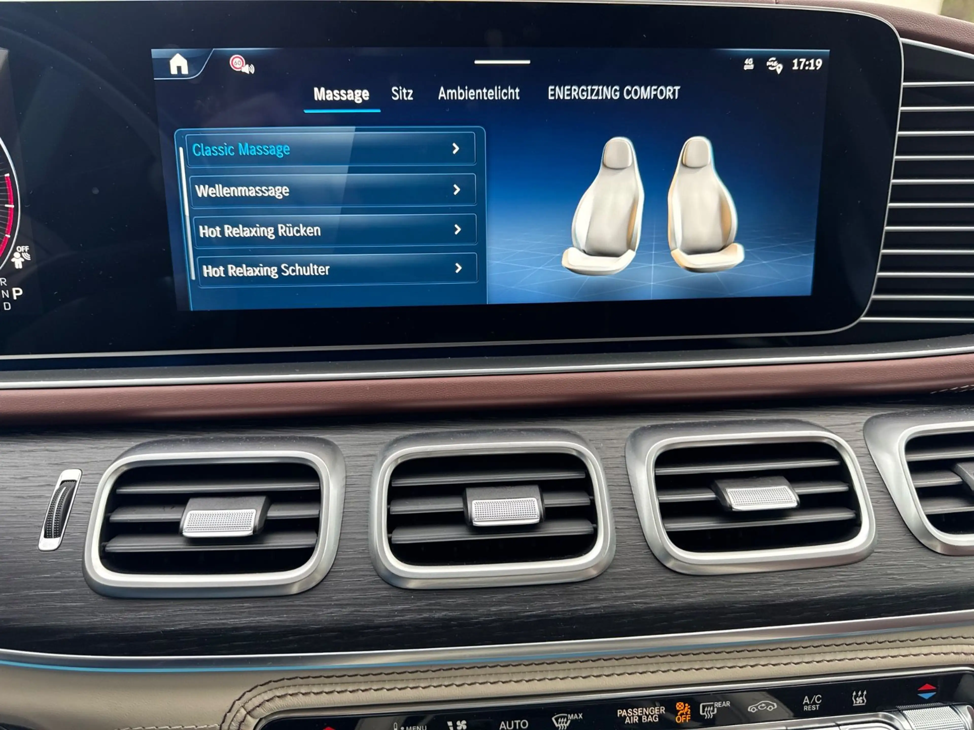 Mercedes-Benz GLS 600 MAYBACH|E-BODY|3D-BURMESTER| — photo 15