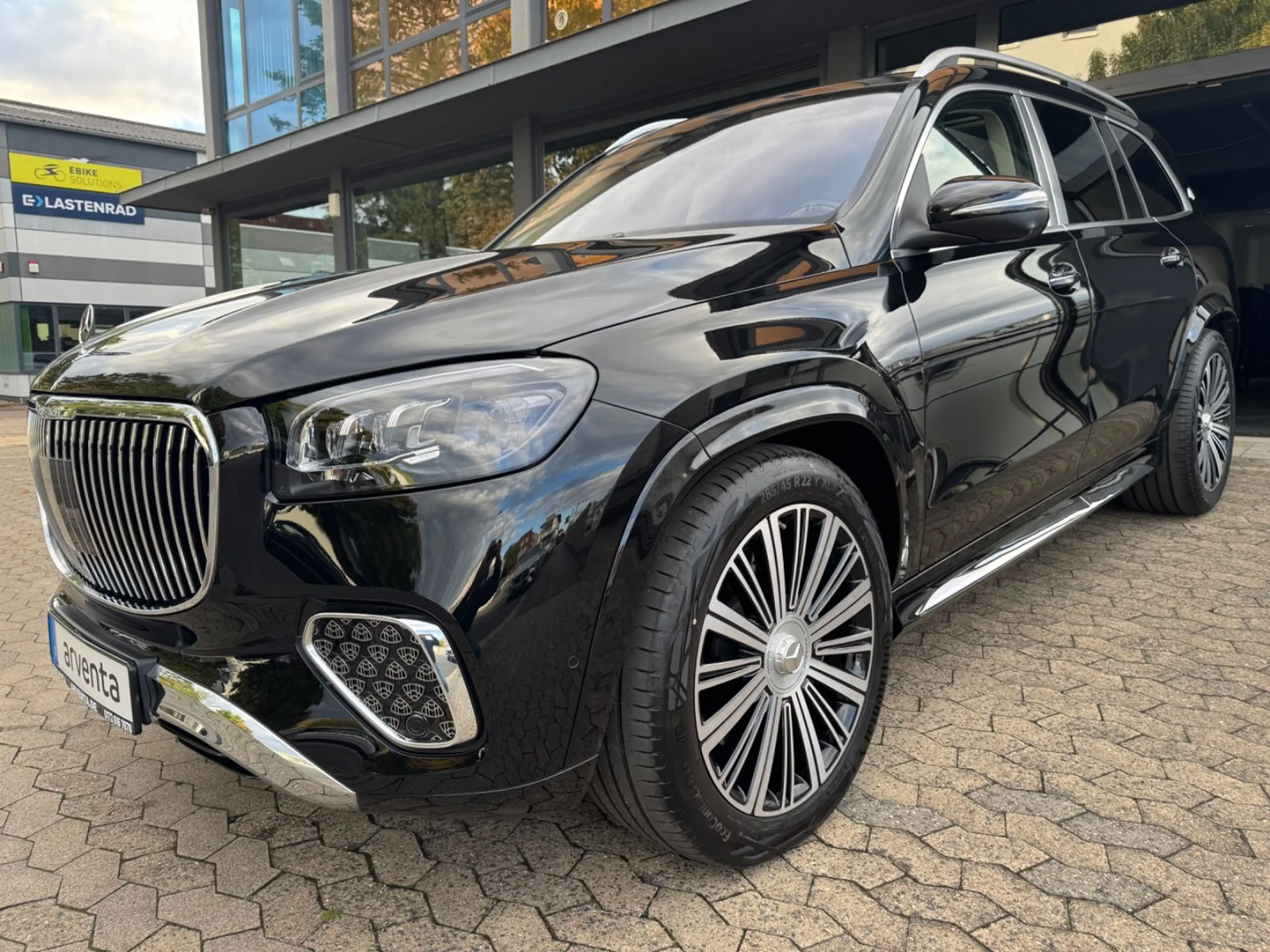 Mercedes-Benz GLS 600 MAYBACH|E-BODY|3D-BURMESTER|