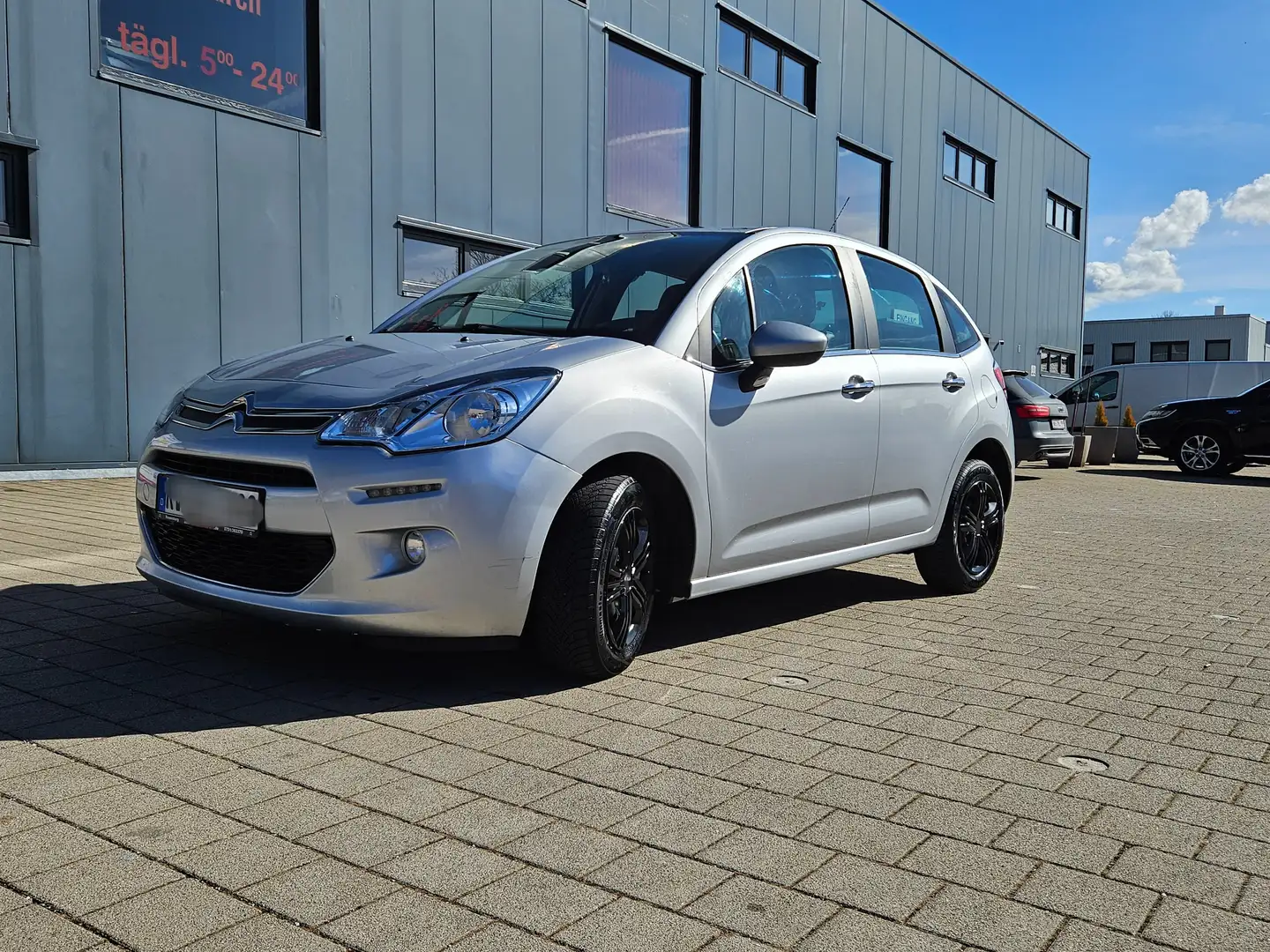Citroen C3 C3+Pure+Tech+82+FEEL Plateado - 1