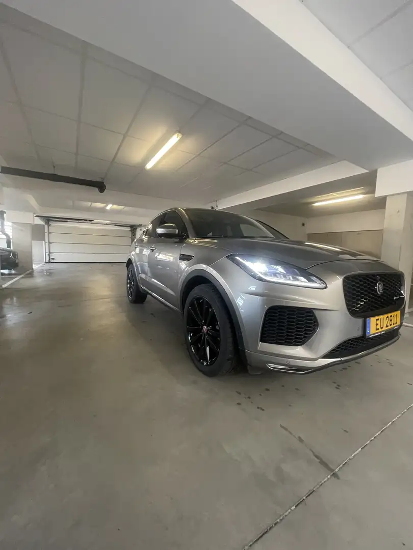 Jaguar E-Pace 2.0D 180 AWD Aut. R-Dynamic SE - 2