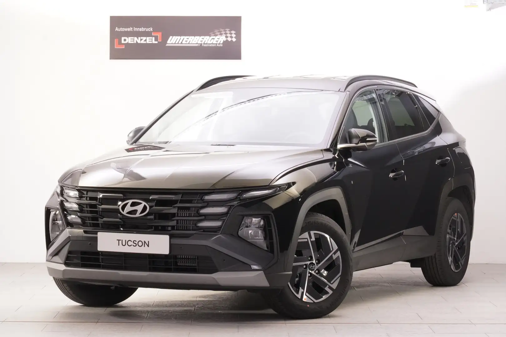 Hyundai TUCSON NX4 Jubile 1,6 T-GDi 2WD 48V Schwarz - 2