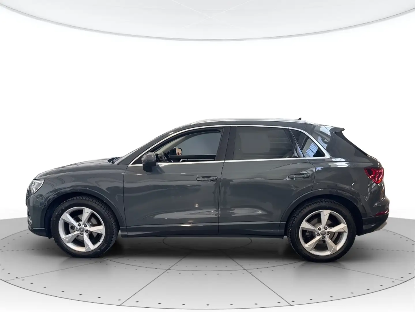 Audi Q3 35TDI Business Advanced S-Tronic Grau - 2