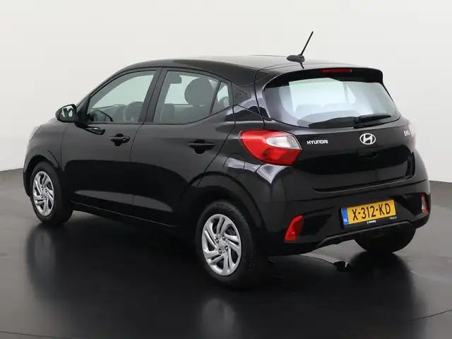 Hyundai i10 view 6