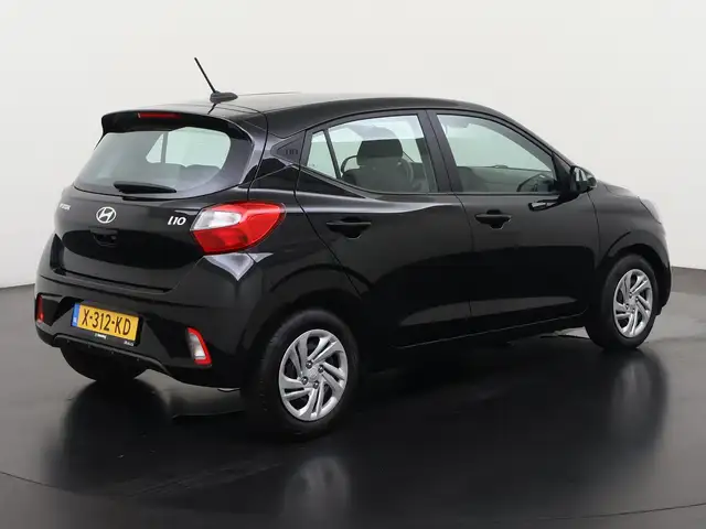 Hyundai i10 view 4