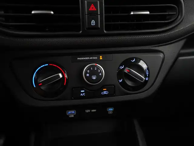 Hyundai i10 view 11
