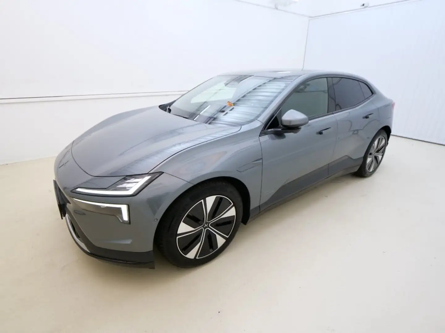 Polestar 4 Polestar 4 Long Range Dual Motor Grau - 1