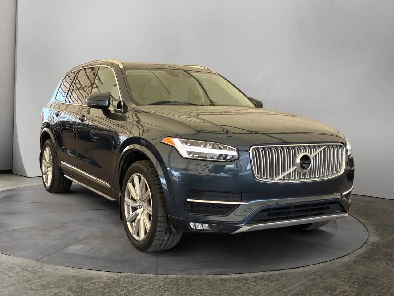 Volvo XC90 снимка Volvo XC90