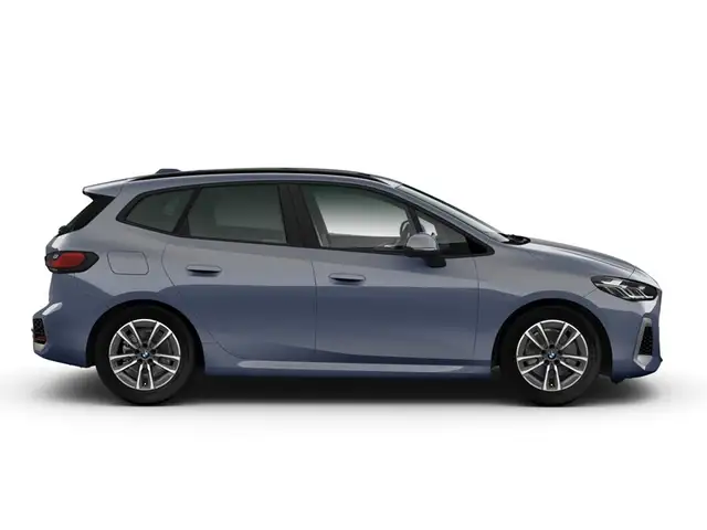 BMW 2 Series view 4