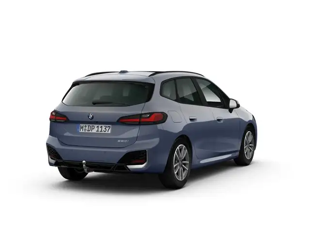 BMW 2 Series view 3