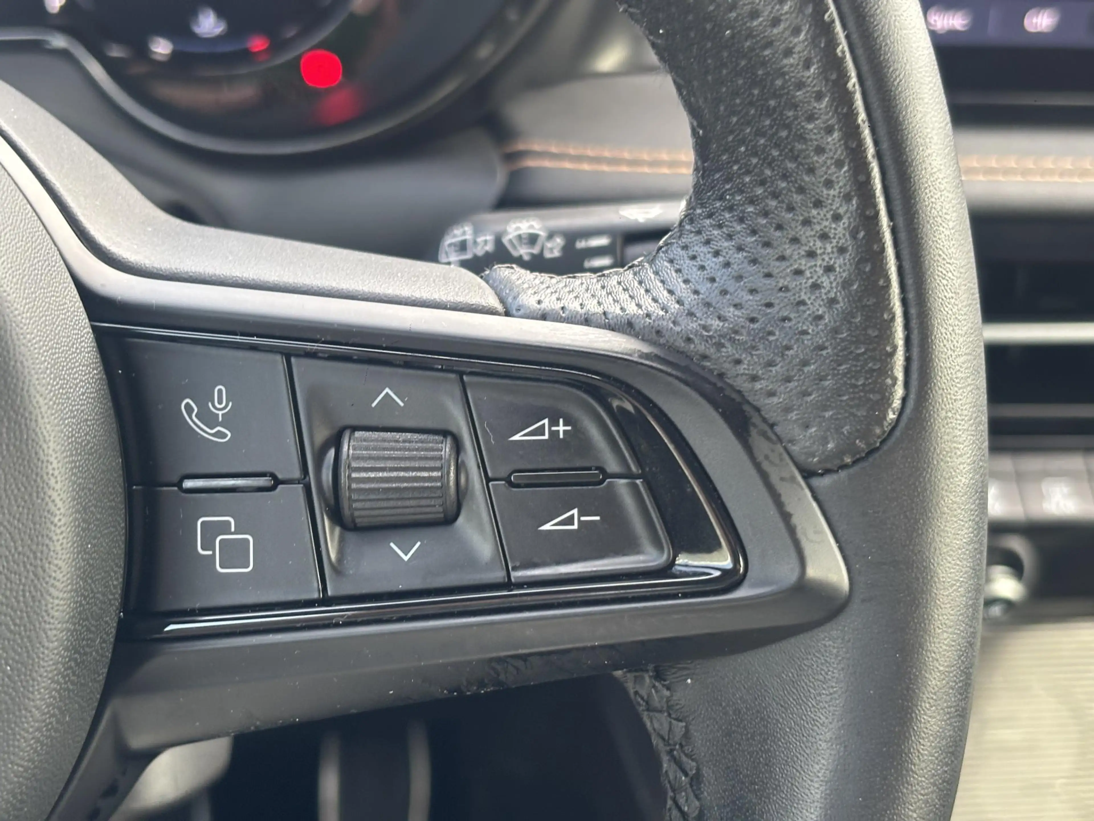Alfa Romeo Tonale 1.5T Hybrid 130pk Aut Sprint | Navigatie | Climate — photo 13