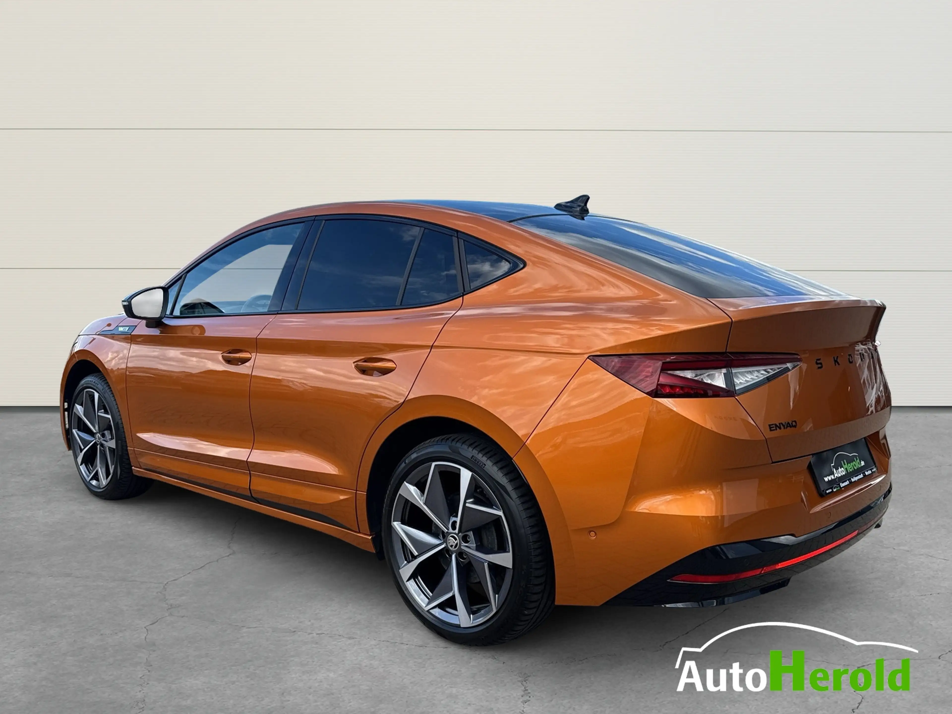 Skoda Enyaq Coupe RS 4x4 AHK Matrix LED — photo 5