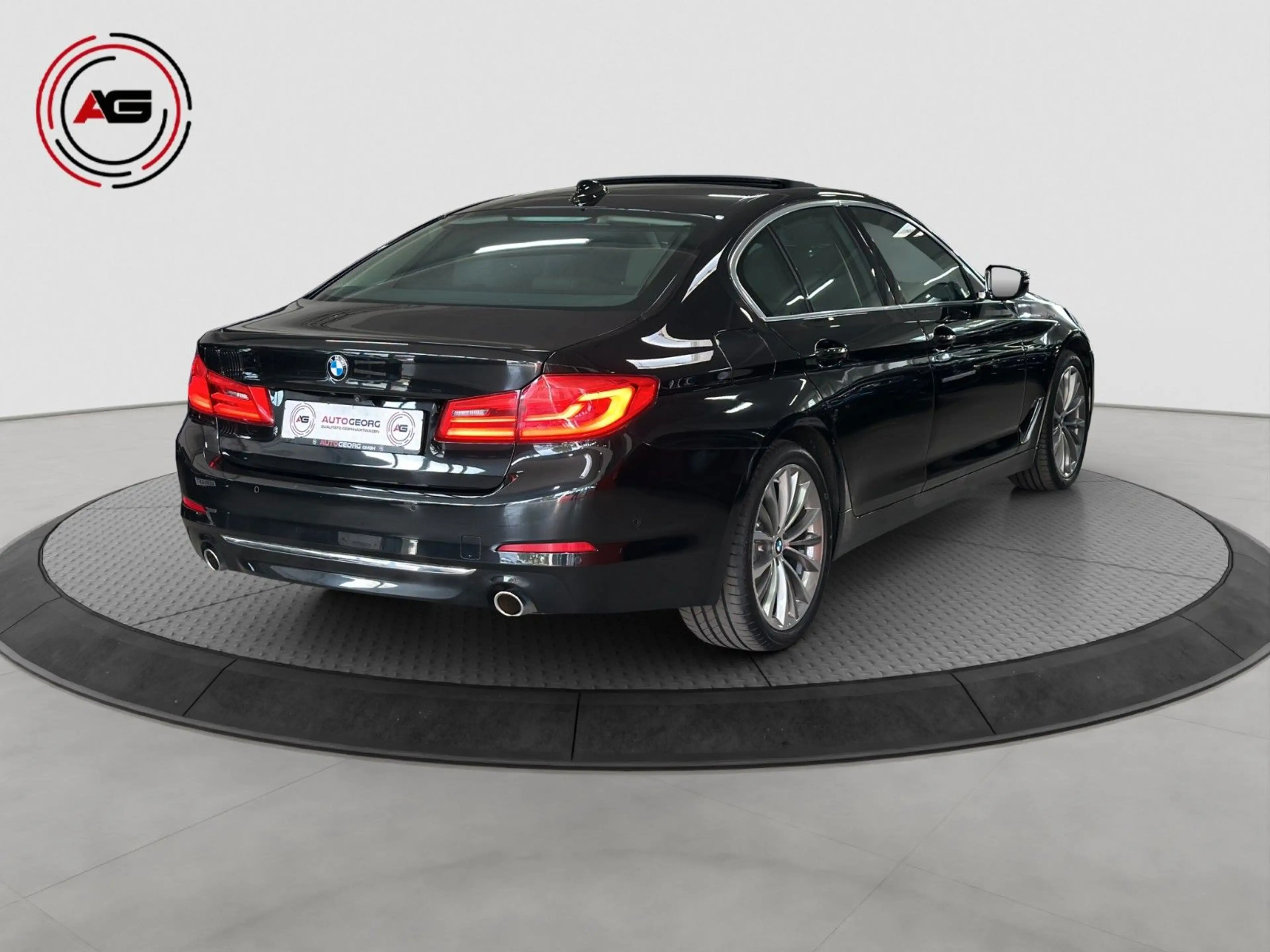 BMW 530 d xDr LC.PRO ACC MASSAGE H/K 360°STANDH HUD — photo 5