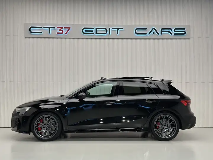 Audi RS3 2026, foto 3