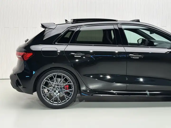 Audi RS3 2026, foto 7