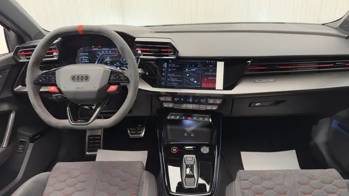 Audi RS3 2026, foto 23