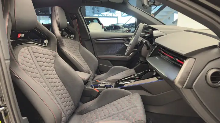 Audi RS3 2026, foto 33